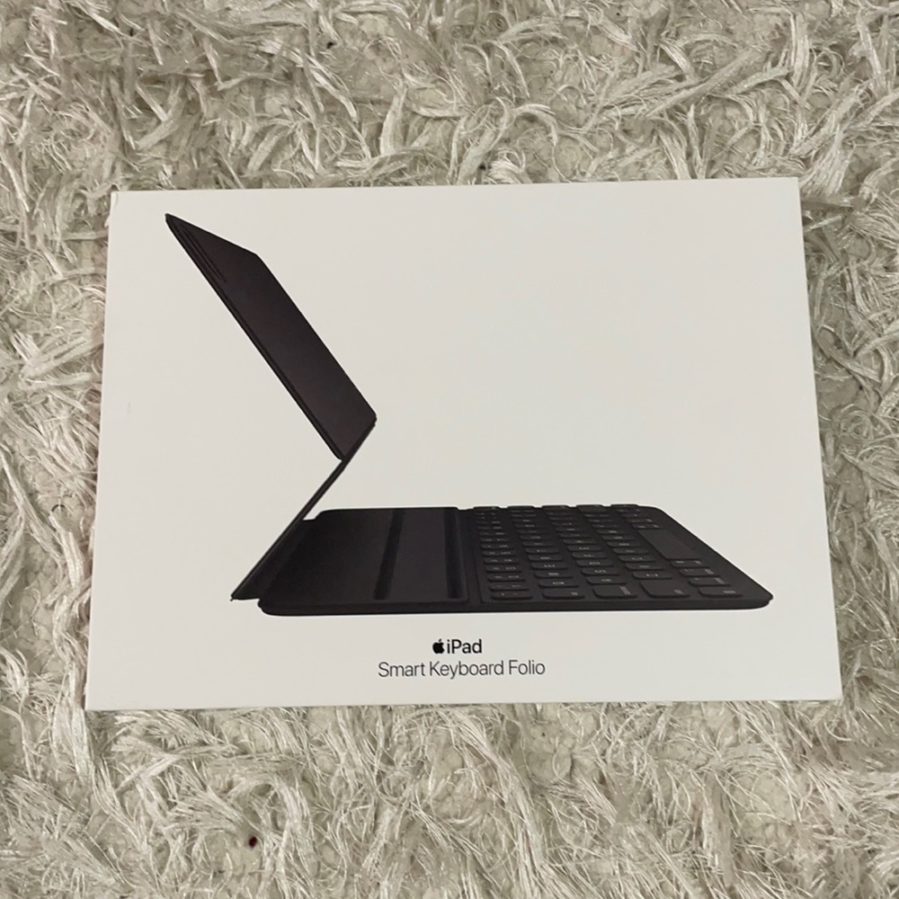 Apple- Smart Keyboard Folio for 11-inch IPad Pro